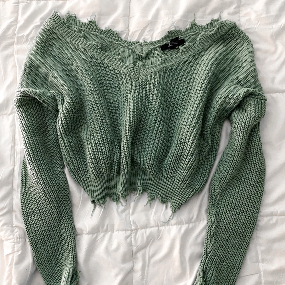❌SOLD❌ forever 21 ripped green sweater, medium
